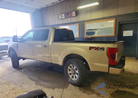 2017 Ford F250 Super Duty z USA, uszkodzony, nr VIN 1FT7W2BT1HED07336